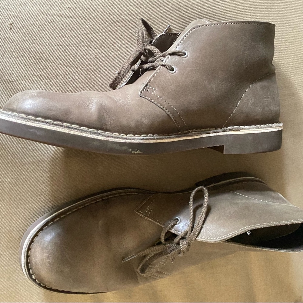 Clarks size 10.5
